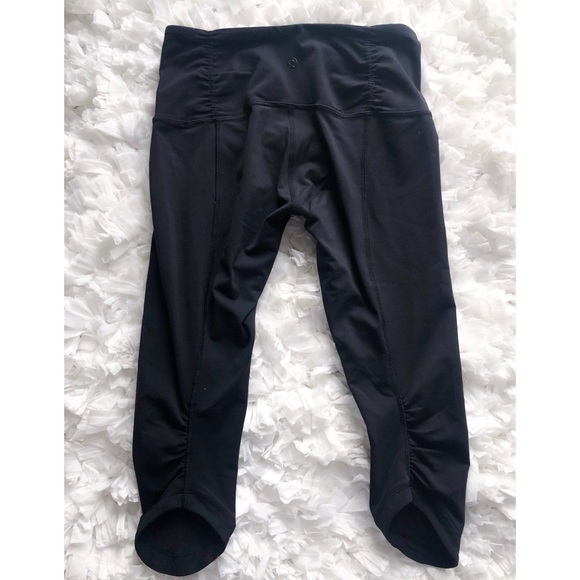 lululemon athletica Pants - Lululemon Cropped Ruched Wunder Under Leggings 4